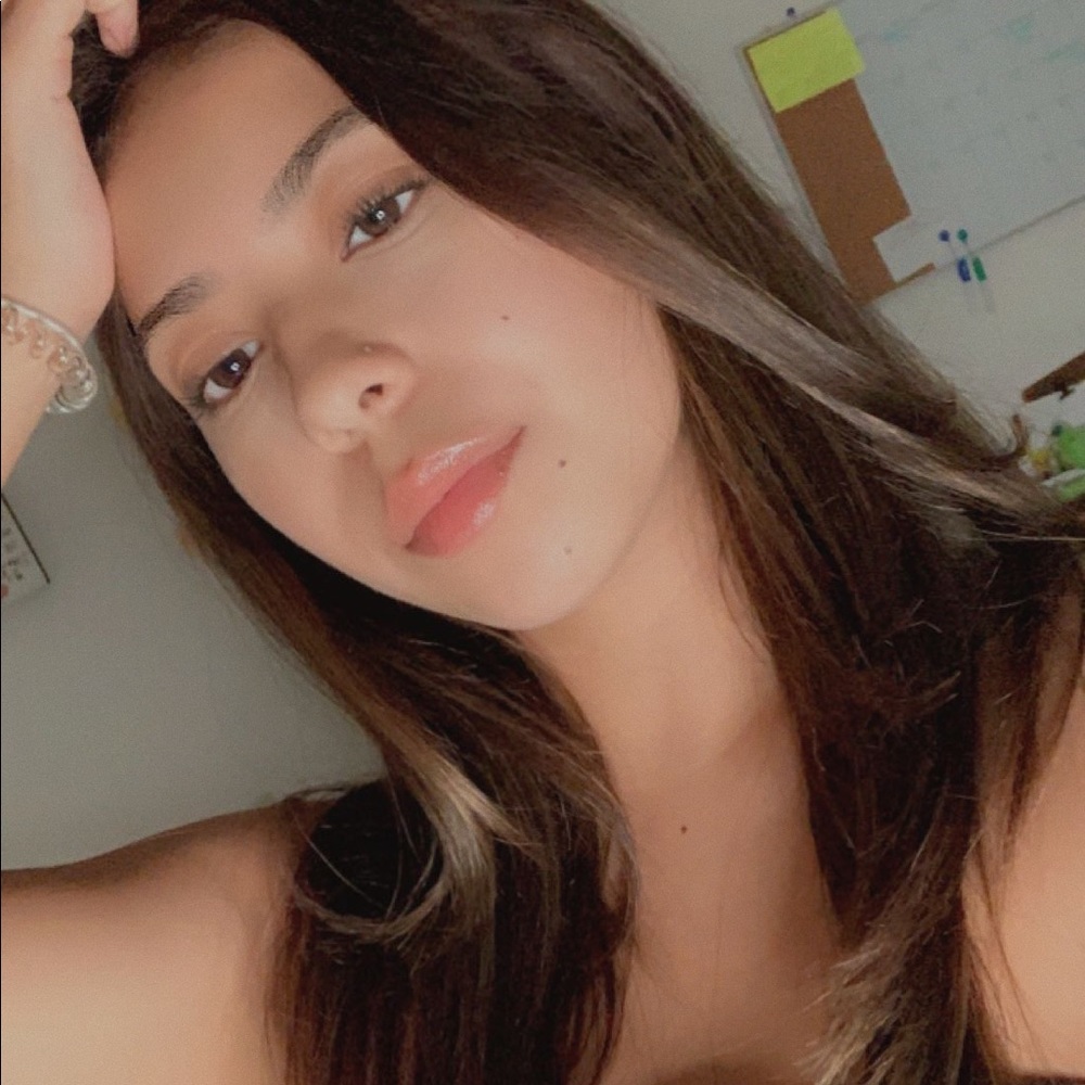 Meet your Posher, Melissa